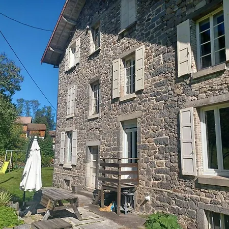 De 2 Avec Terrasse Et Wifi A A 1 Km Des Pistes Apartment
